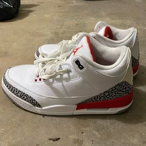 Jordan 3s good condition